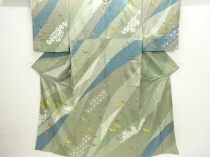 絞り群鶴模様刺繍一つ紋訪問着